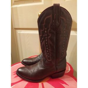 Safari Exotic Leather Men's Brown Cowboy Boots. 7.5 . Condition Is Very Good.
